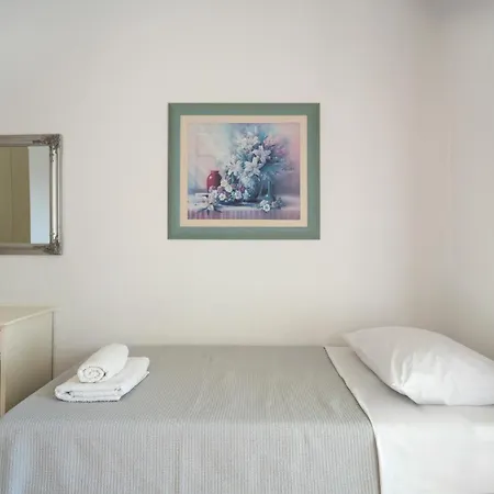 فيلة Maria Paros Molos (Paros)