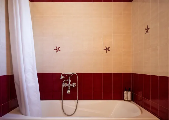 Maria Paros * Molos (Paros)