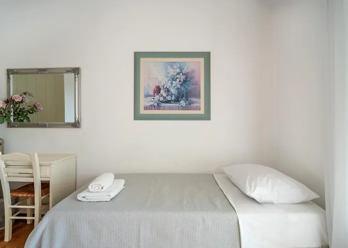 Willa Maria Paros Molos (Paros)